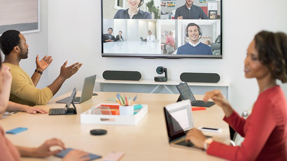 Productivity in Remote Meetings Using Video Conferencing Tools